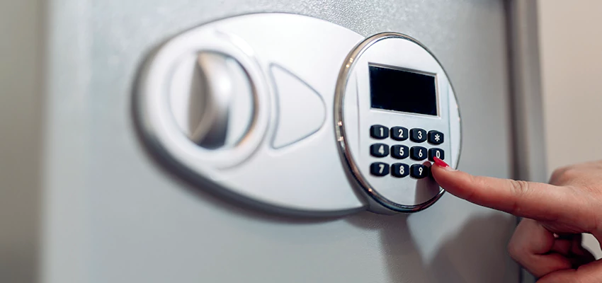 Jewelry Safe Cracking in Martinez, California